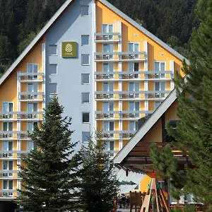 4* Hotel Pinia &